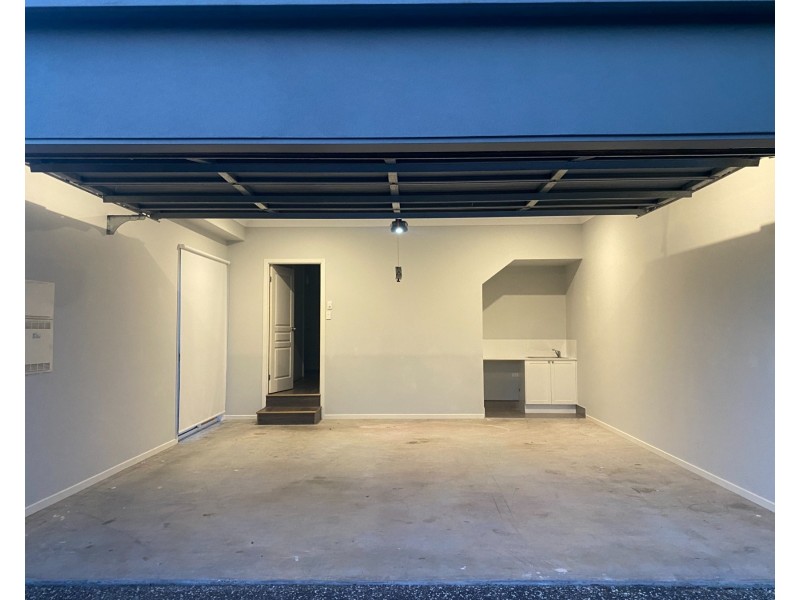 1/31 Milton Avenue, Paradise Point QLD 4216