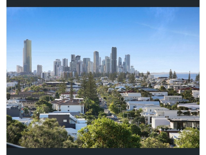 ID:21174981/ 1 Great Hall Drive Great Hall Drive, Miami QLD 4220