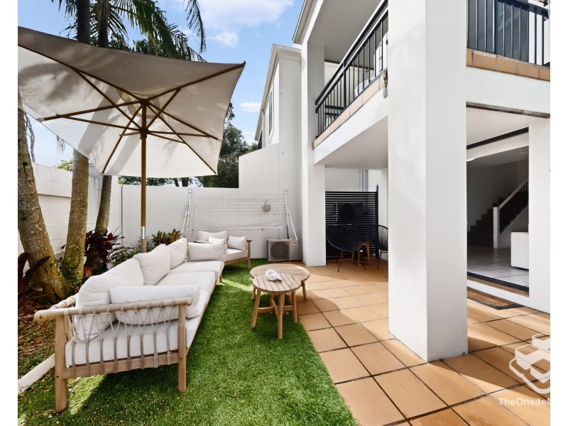 34/60 Caseys Road, Hope Island QLD 4212