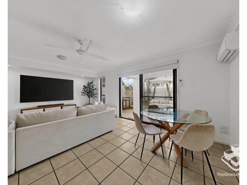 34/60 Caseys Road, Hope Island QLD 4212