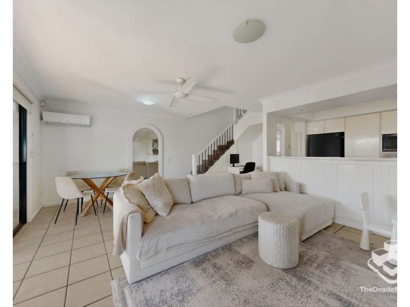 34/60 Caseys Road, Hope Island QLD 4212