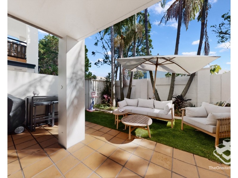 34/60 Caseys Road, Hope Island QLD 4212