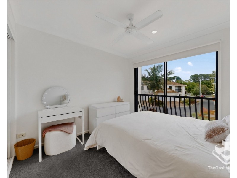 34/60 Caseys Road, Hope Island QLD 4212