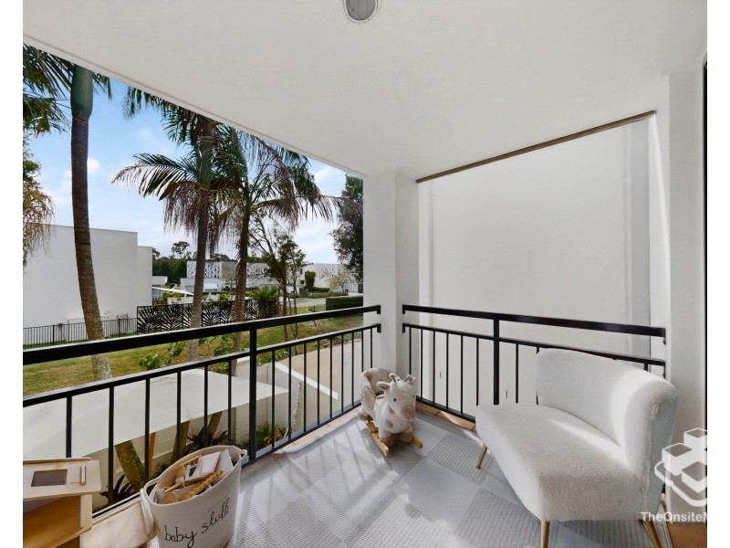 34/60 Caseys Road, Hope Island QLD 4212