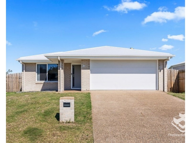 45 Girraween Way, Eli Waters QLD 4655
