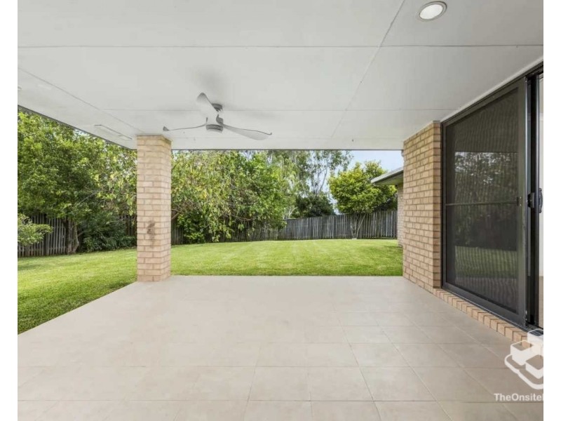 8 Schoffield Court, Redbank Plains QLD 4301