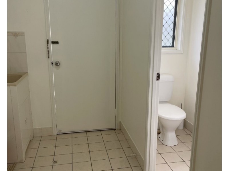 6 Shoreline Court, Urangan QLD 4655