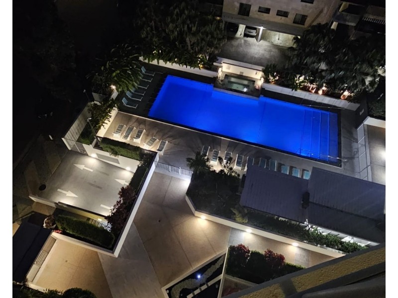 ID:21175256/21-31 Cypress Avenue, Surfers Paradise QLD 4217