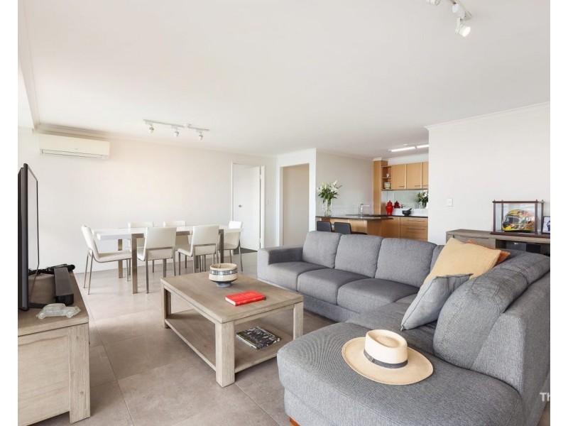 ID:21175301/ 18 MacArthur Parade, Main Beach QLD 4217