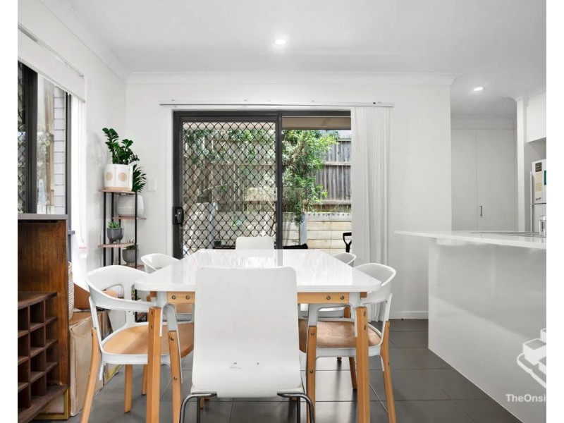 ID:21175422/15 Waratah Way Waratah Way, Morayfield QLD 4506