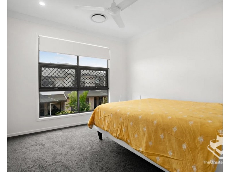 ID:21175422/15 Waratah Way Waratah Way, Morayfield QLD 4506