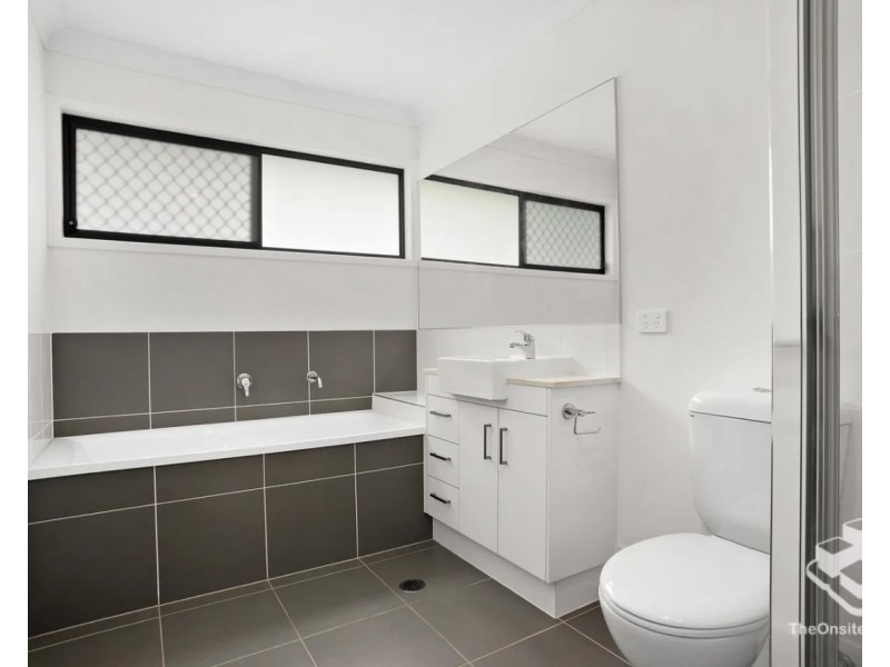 ID:21175422/15 Waratah Way Waratah Way, Morayfield QLD 4506