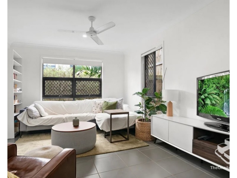 ID:21175422/15 Waratah Way Waratah Way, Morayfield QLD 4506
