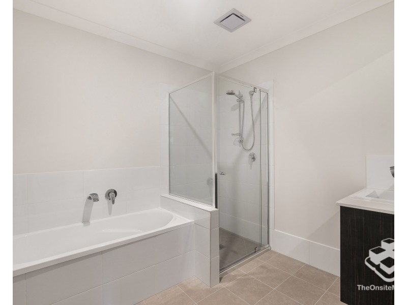 95/370 Gainsborough Drive, Pimpama QLD 4209
