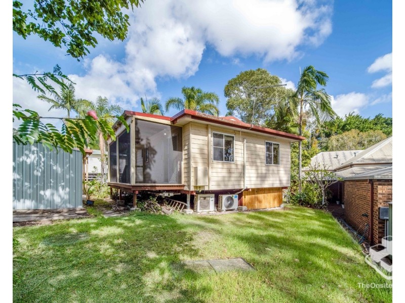 1 Cedar Drive, Stapylton QLD 4207