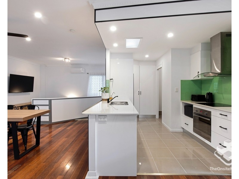 12 Winslow Court, Oxenford QLD 4210