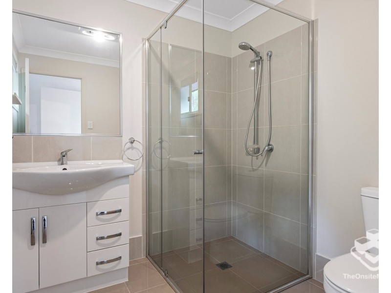 12 Winslow Court, Oxenford QLD 4210