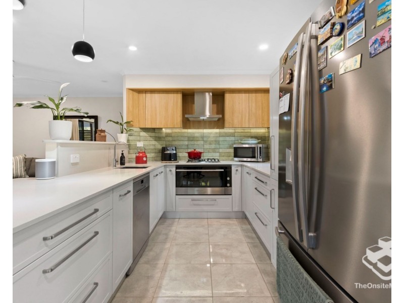 17 Calhoun Street, Mcdowall QLD 4053