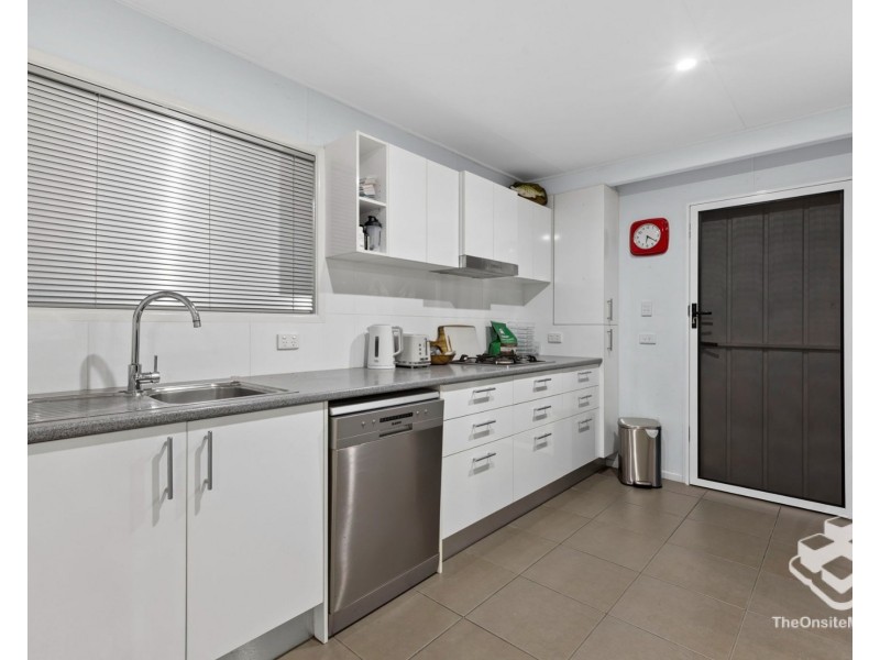 17 Calhoun Street, Mcdowall QLD 4053