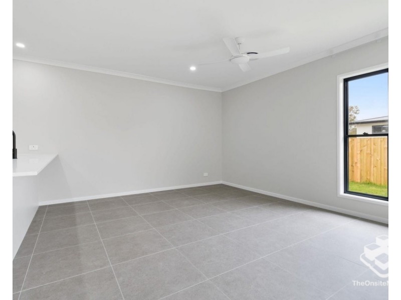 73 Montgomery Cct, Pallara QLD 4110