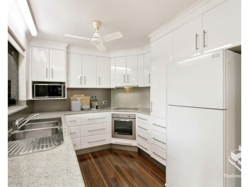 193 Gatton Street, Westcourt QLD 4870