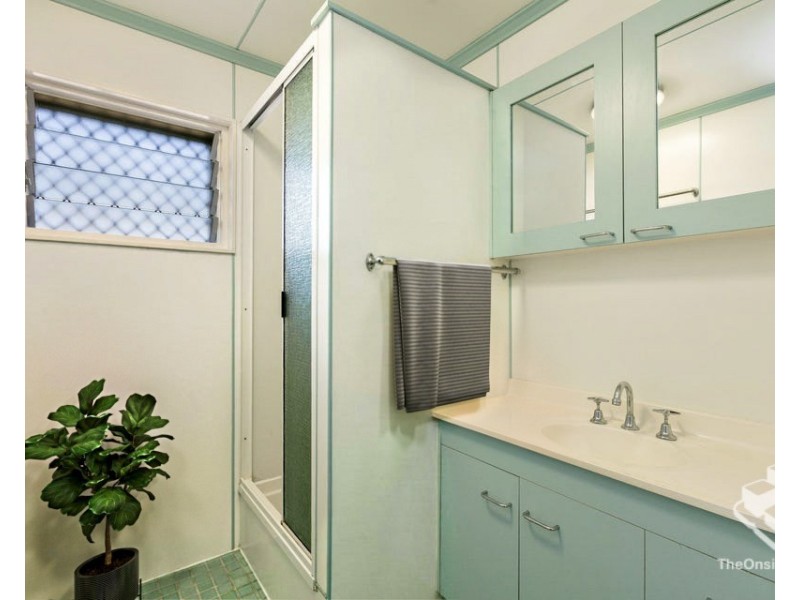 193 Gatton Street, Westcourt QLD 4870