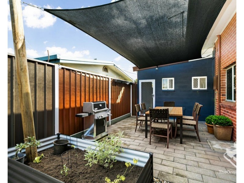 193 Gatton Street, Westcourt QLD 4870
