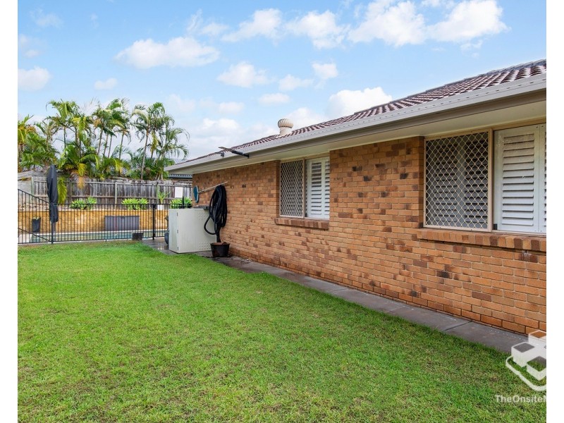27 Lismore Drive, Helensvale QLD 4212