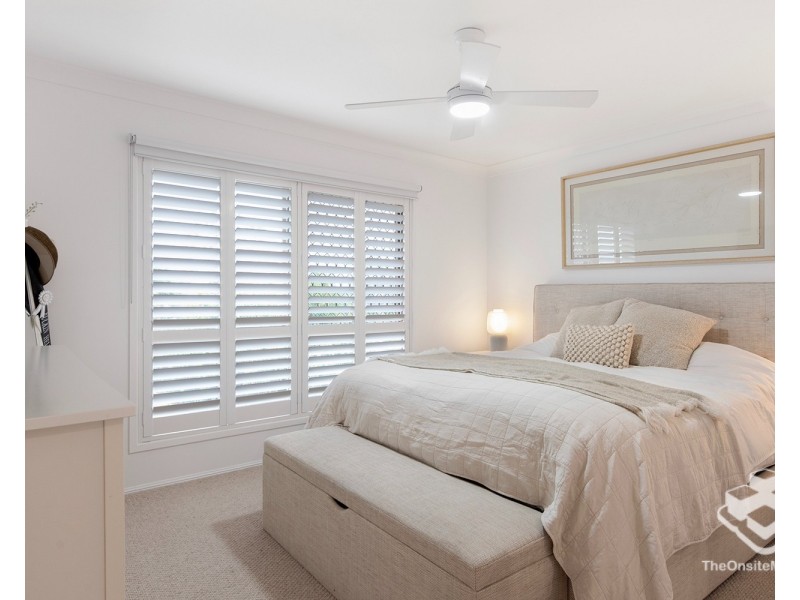 27 Lismore Drive, Helensvale QLD 4212