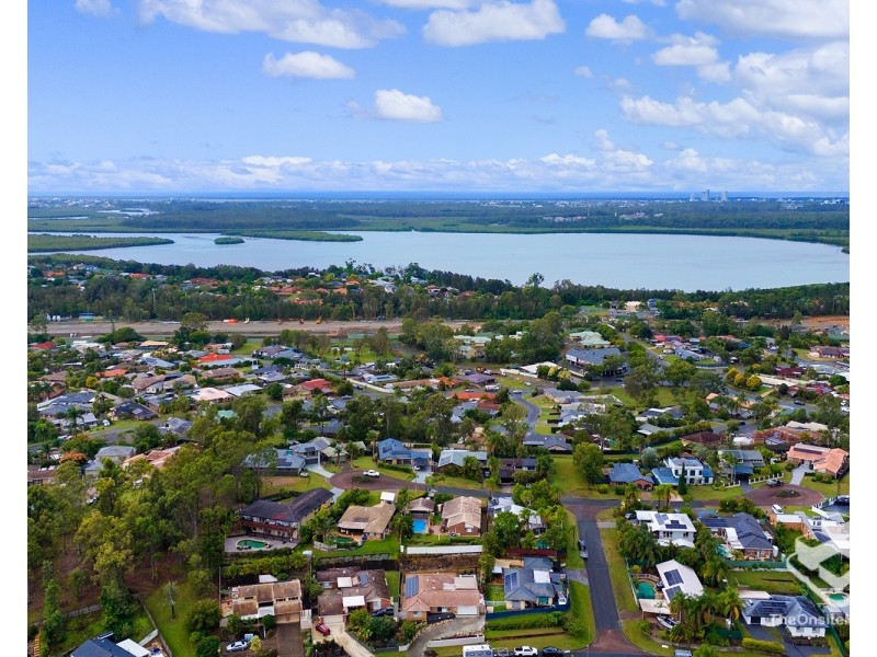 27 Lismore Drive, Helensvale QLD 4212