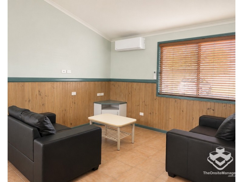 ID:21175672/71 Hinde Street, Ashmore QLD 4214