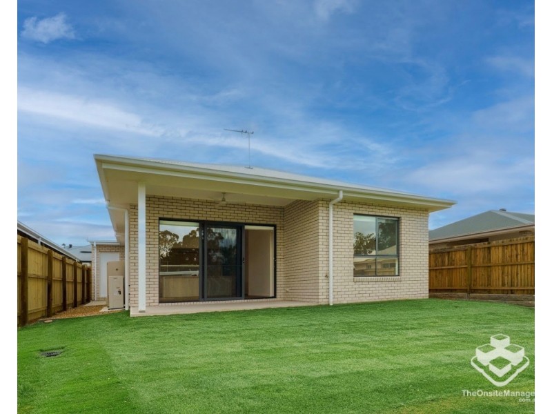 12 Hewing Place, Park Ridge QLD 4125