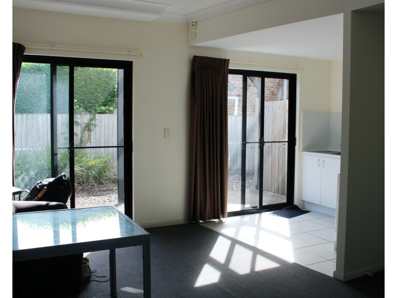ID:21175774/8 Hinley Avenue, Maroochydore QLD 4558