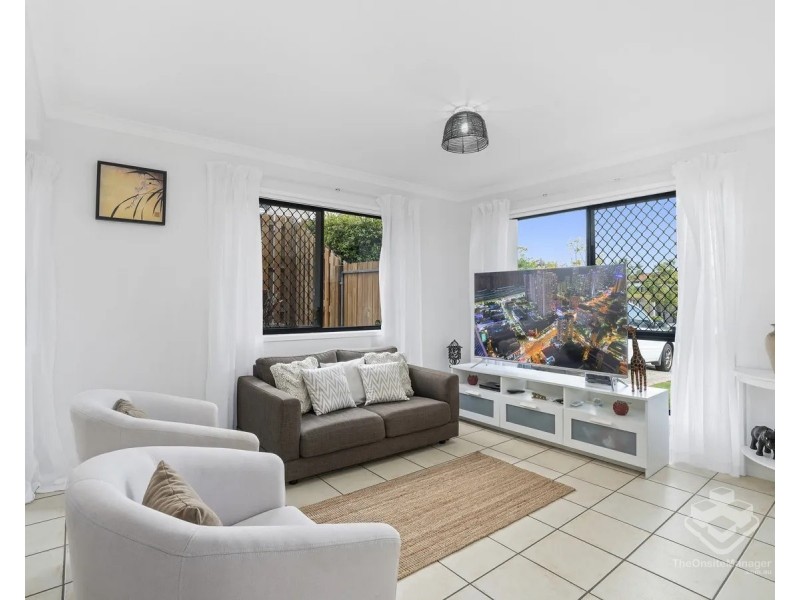 20/141 Pacific Pines Boulevard, Pacific Pines QLD 4211