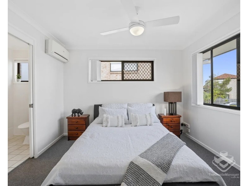 20/141 Pacific Pines Boulevard, Pacific Pines QLD 4211