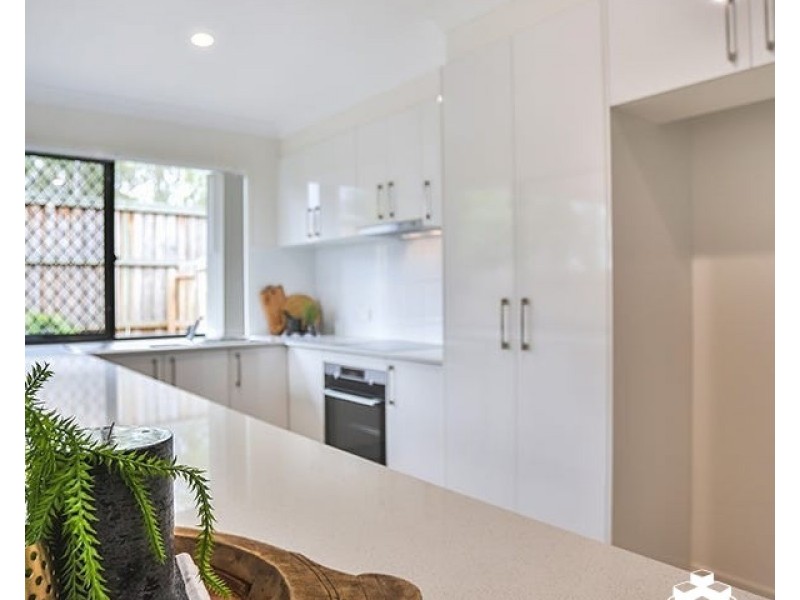 ID:21176368/7 Franco Place, Bridgeman Downs QLD 4035