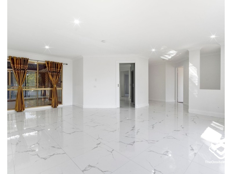 70 Durrang Street, Durack QLD 4077