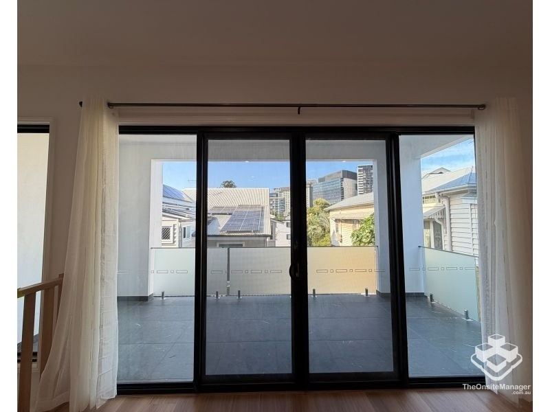 33A Brook Street, Highgate Hill QLD 4101