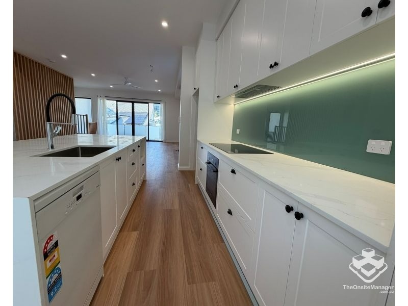 33A Brook Street, Highgate Hill QLD 4101