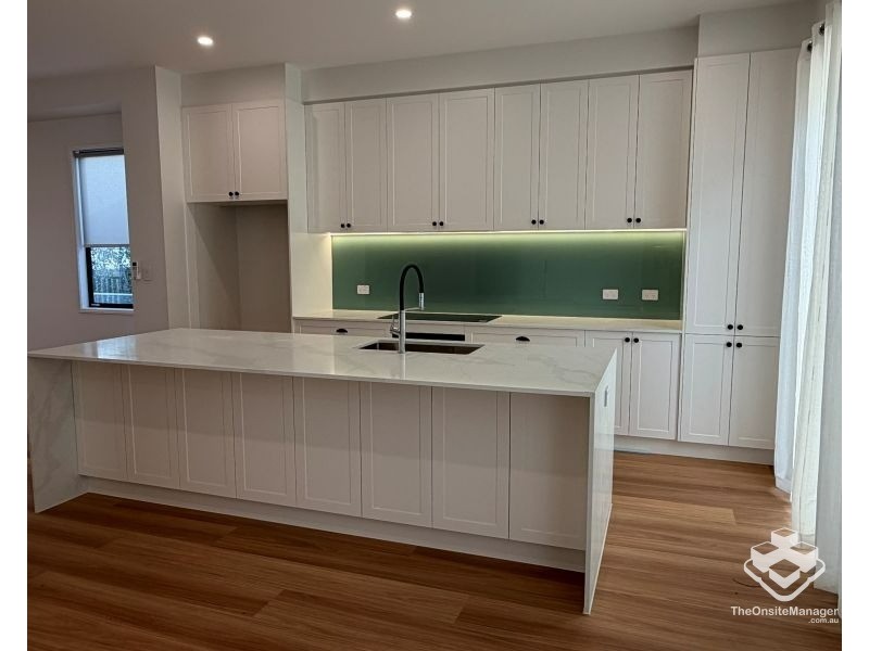 33A Brook Street, Highgate Hill QLD 4101