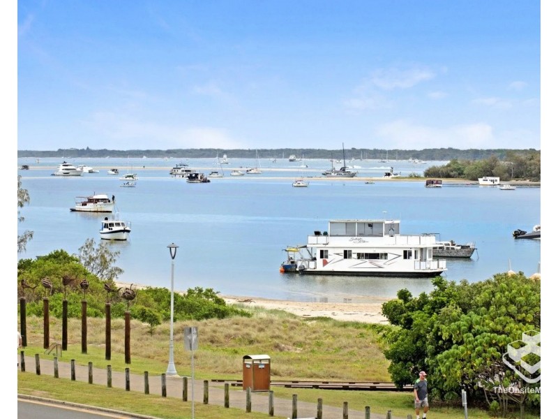 ID:21176741/388 MARINE PARADE, Labrador QLD 4215