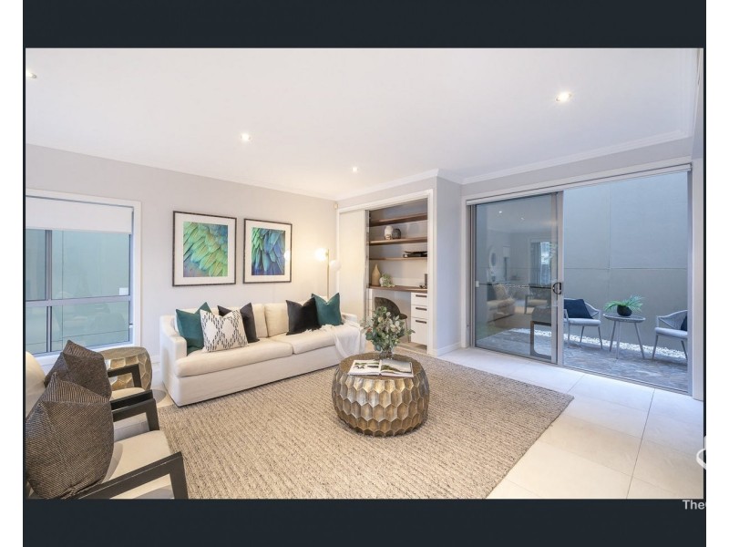 393 INDOOROOPILLY ROAD, Indooroopilly QLD 4068