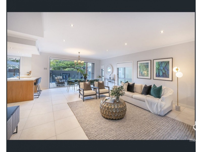 393 INDOOROOPILLY ROAD, Indooroopilly QLD 4068