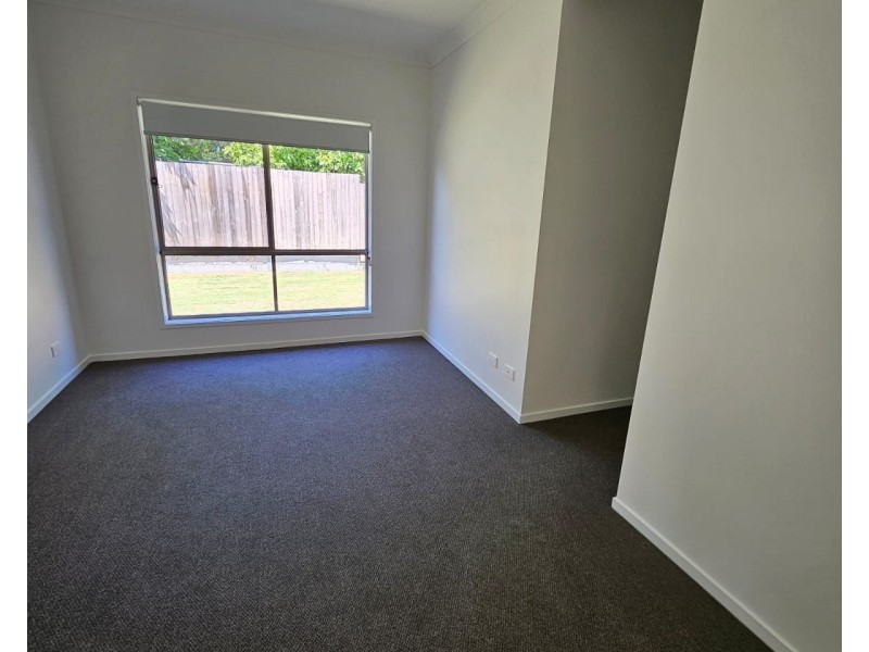 90 Andrew Road, Greenbank QLD 4124