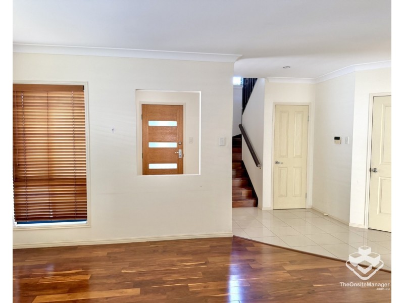 6/588 Musgrave Road, Robertson QLD 4109