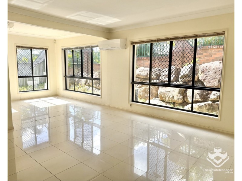 6/588 Musgrave Road, Robertson QLD 4109
