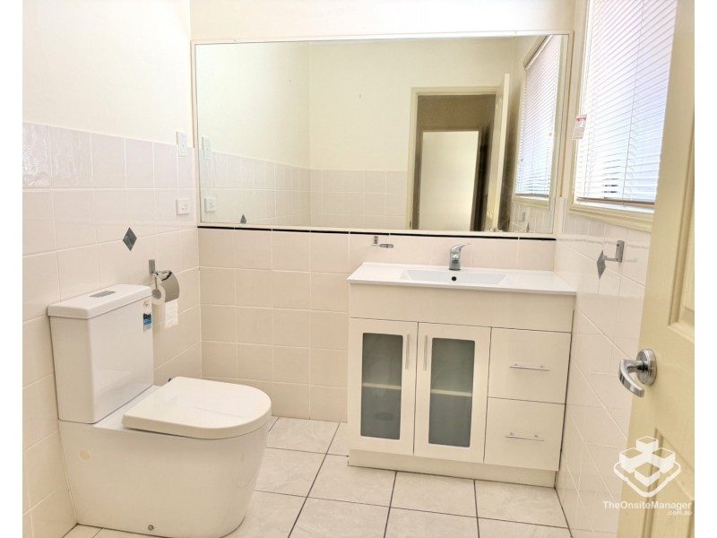 6/588 Musgrave Road, Robertson QLD 4109