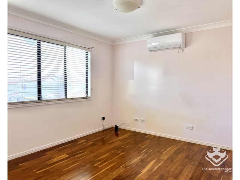 6/588 Musgrave Road, Robertson QLD 4109