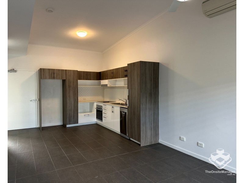 215/4 Paddington Terrace, Douglas QLD 4814
