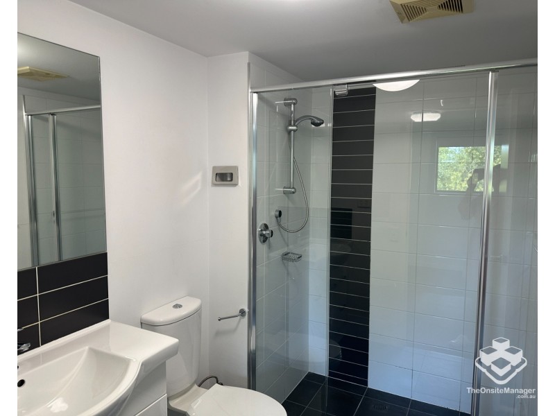215/4 Paddington Terrace, Douglas QLD 4814